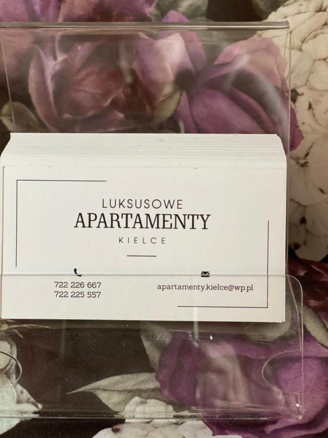 Family & Business Sauna Apartments Rynek Centrum Downtown - 2 Bedroom With Private Sauna, Balcony, Parking เคียลเซ ภายนอก รูปภาพ