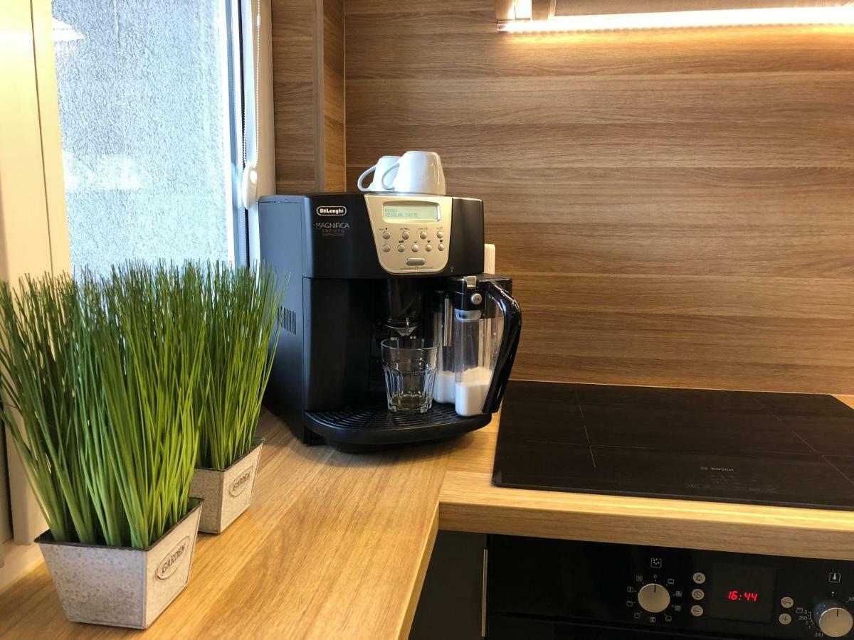 Family & Business Sauna Apartments Rynek Centrum Downtown - 2 Bedroom With Private Sauna, Balcony, Parking เคียลเซ ภายนอก รูปภาพ